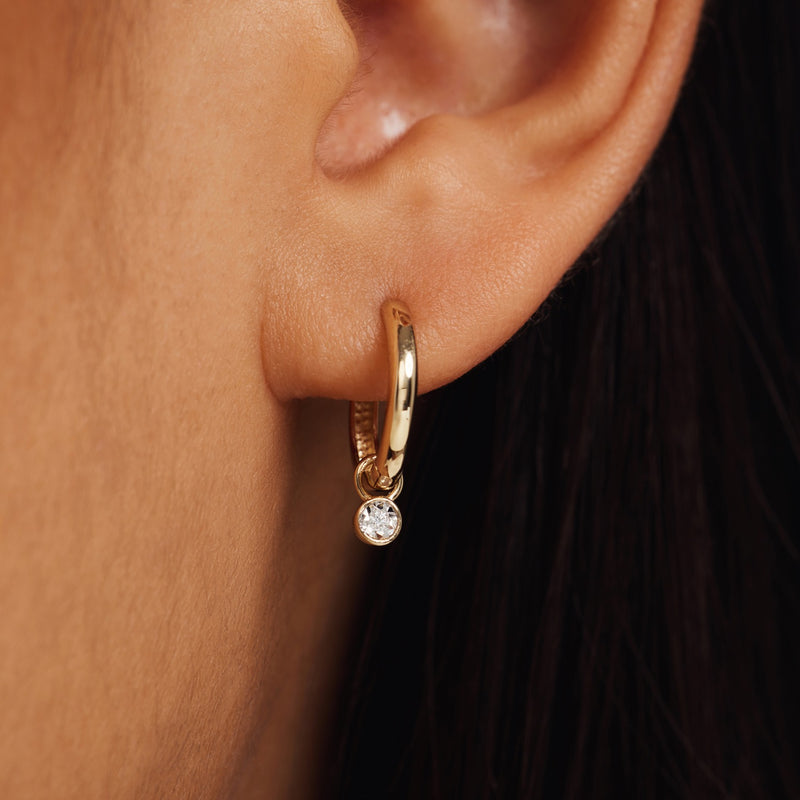 Isabel Bernard De La Paix Inaya 14 Carat Golden Hoop Earrings | diamond 0.02 ct | IBD360022-zoom-