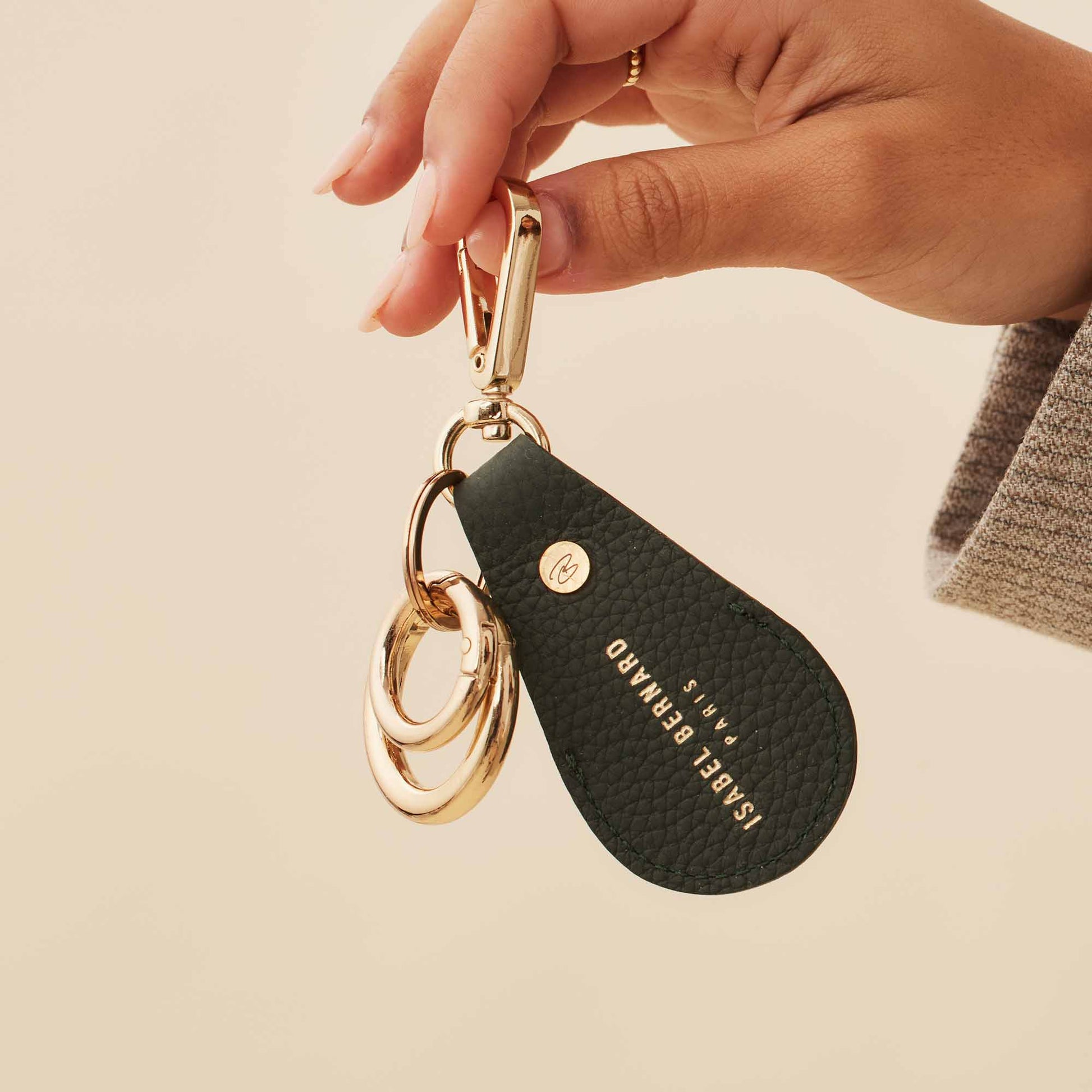 Isabel Bernard Honoré Filou Green Calfskin Airtag Key Pendant IB66000-061