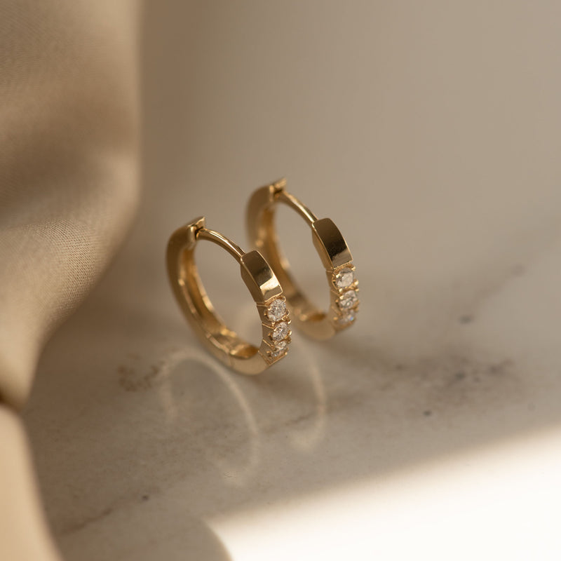 Isabel Bernard De la Paix Madeline 14 Carat Golden Hoop Earrings | diamond 0.15 ct | IBD360018-zoom-