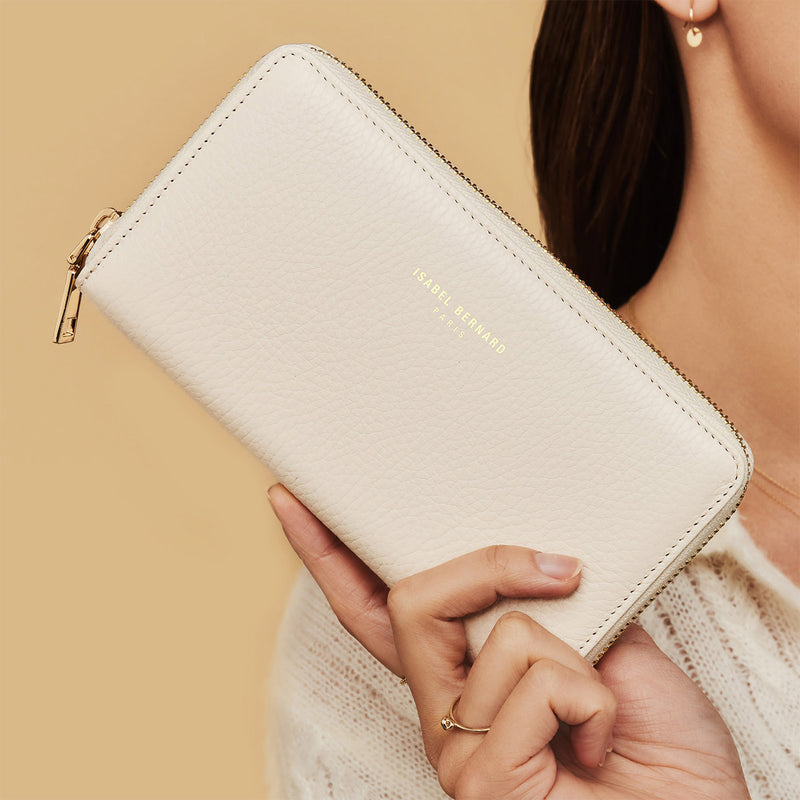 Isabel Bernard Honoré Léa Beige Calfskin Zip Wallet IB23012-zoom-