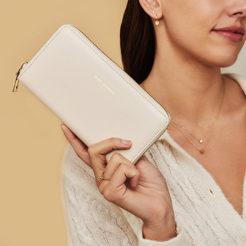 Isabel Bernard Honoré Léa Beige Calfskin Zip Wallet IB23012-zoom-