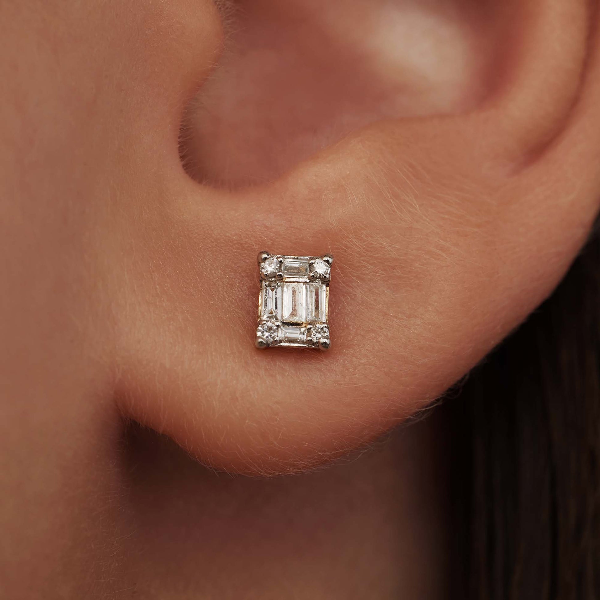 Isabel Bernard De la Paix Maxime 14 Carat Golden Ear Studs | diamond 0.19 ct | IBD360020
