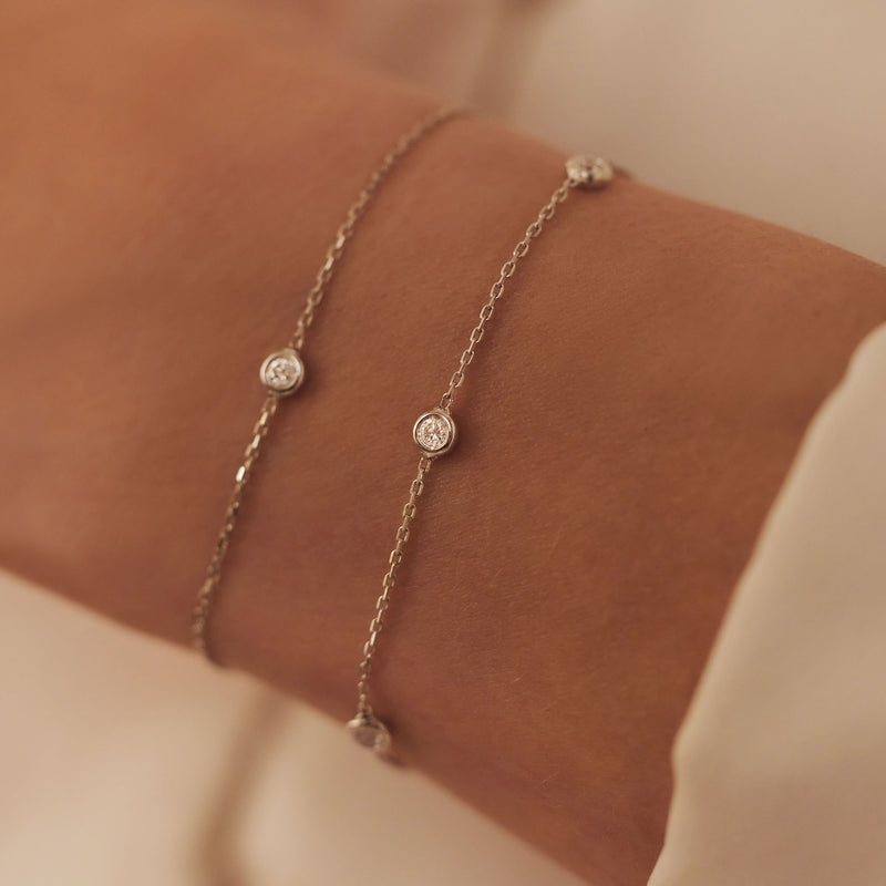 Isabel Bernard De la Paix Alfie 14 Carat Whitegold Bracelet | diamond 0.05 ct | IBD320004-zoom-