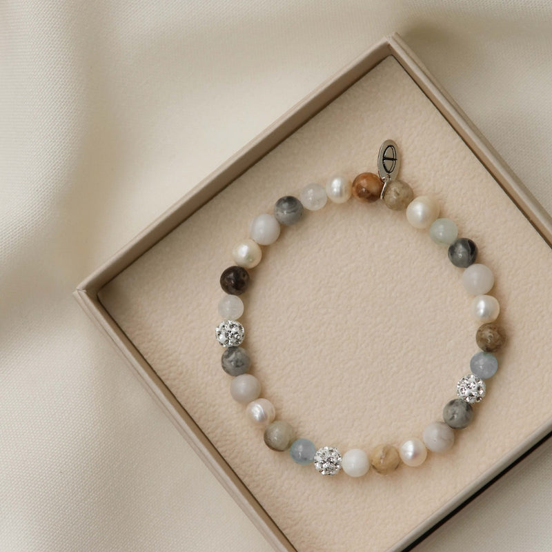 Karma White Bracelet BPS01-zoom-